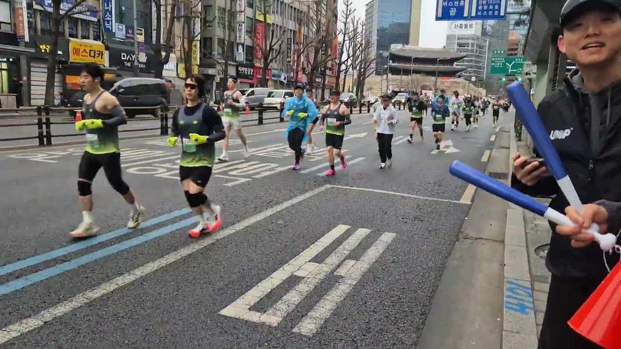 2026 뉴발란스 런 유어 웨이 숭례문 시청 지점