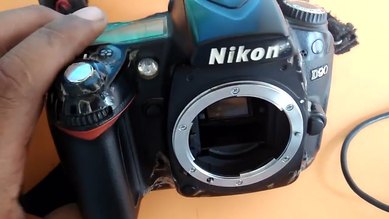 Nikon D90 cameraNikon d90 err (mirror stuck)