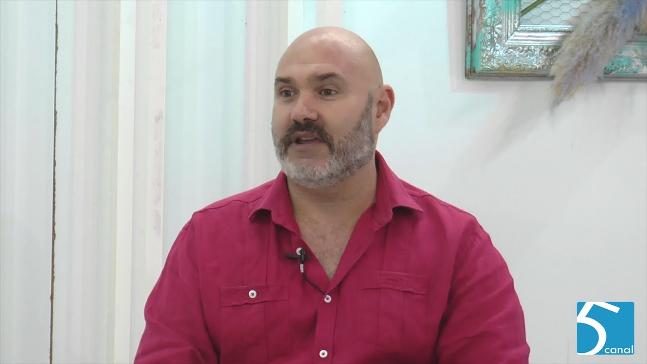 DE LENTEJUELAS: JES&Uacute;S ROMANOV 