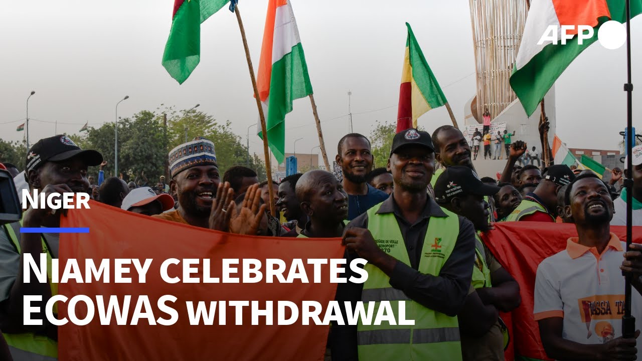 Niamey residents celebrate Niger's withdrawal from West African bloc ECOWAS | AFP