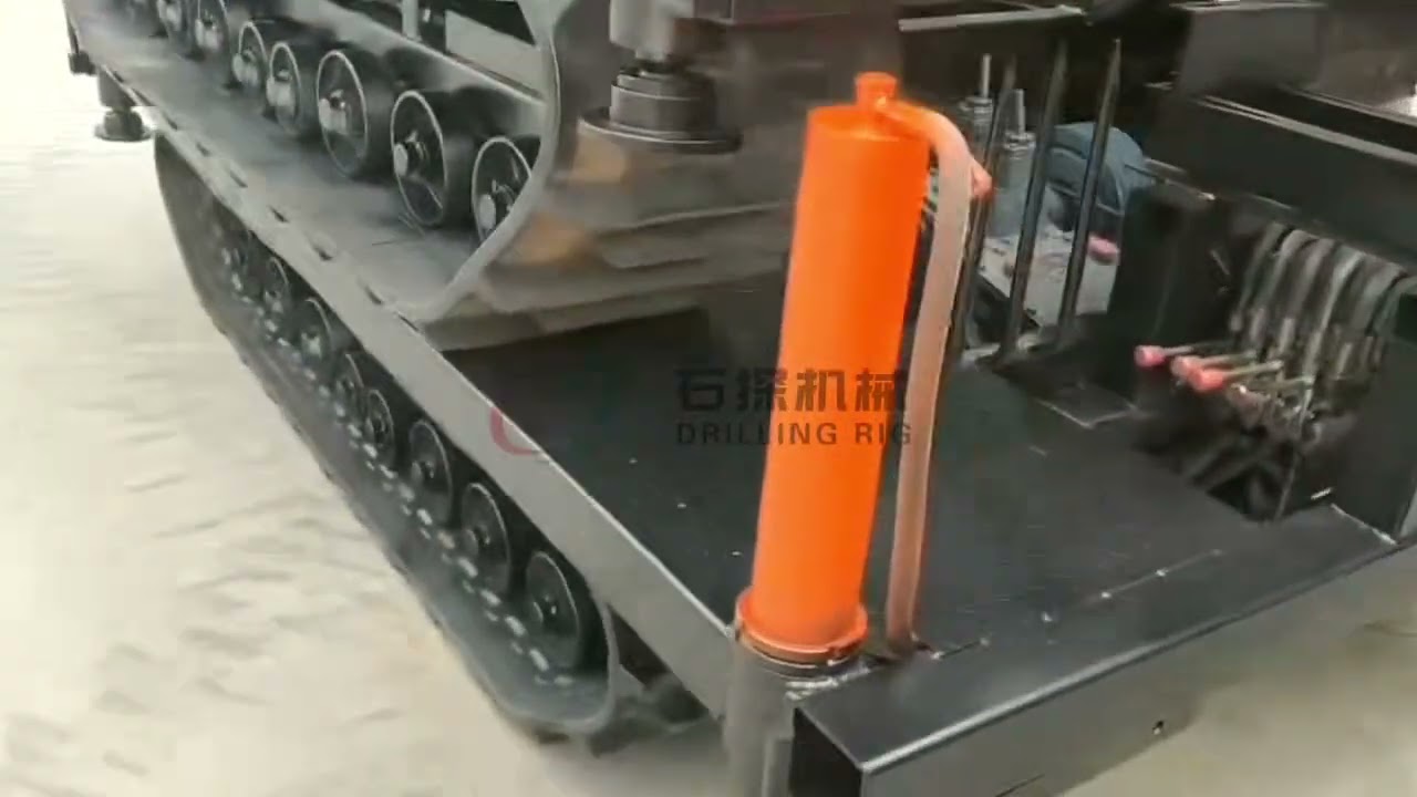 Powerful Diesel Engine Steel Crawler Motorized Carrier For Dumping Truck Operation