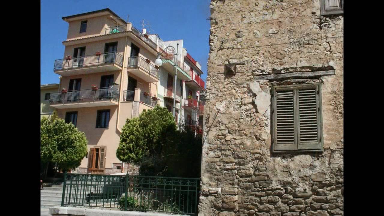 A day in Ventimiglia Di Sicilia