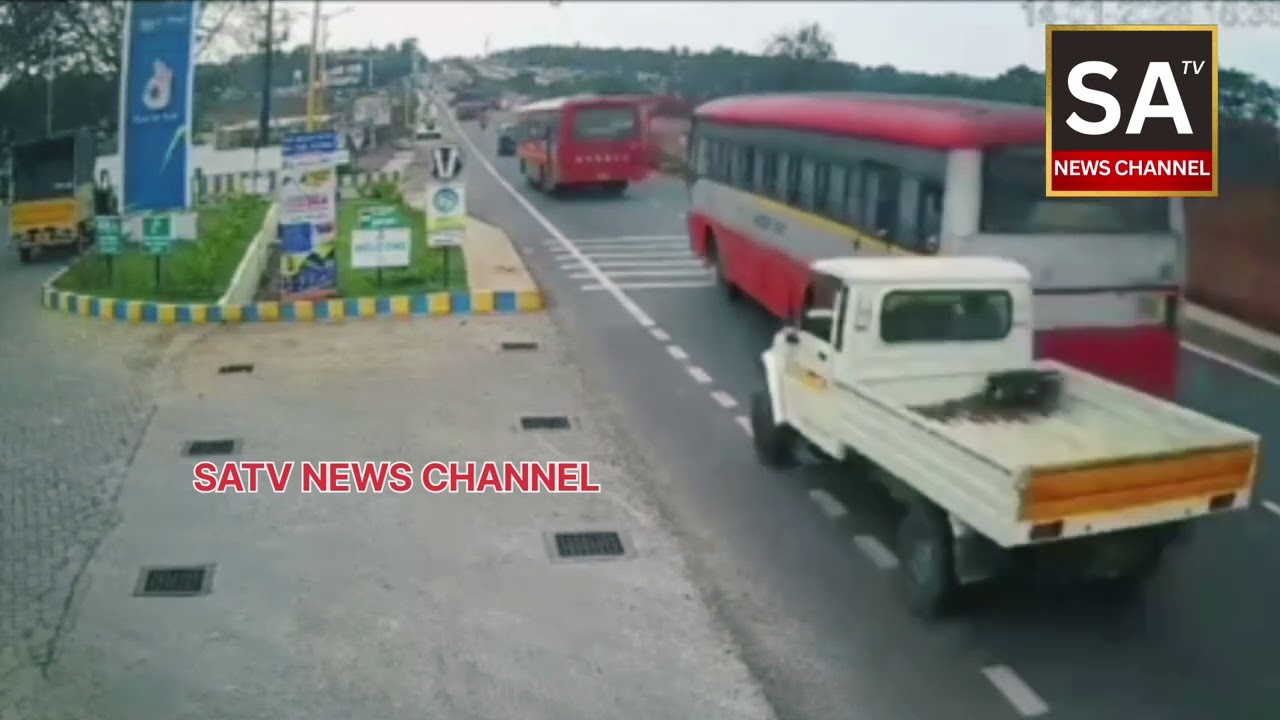 Pickup Driver Ki Badi Galti, Baal Baal Bacha Jaan – Karnataka Road Accident Video
