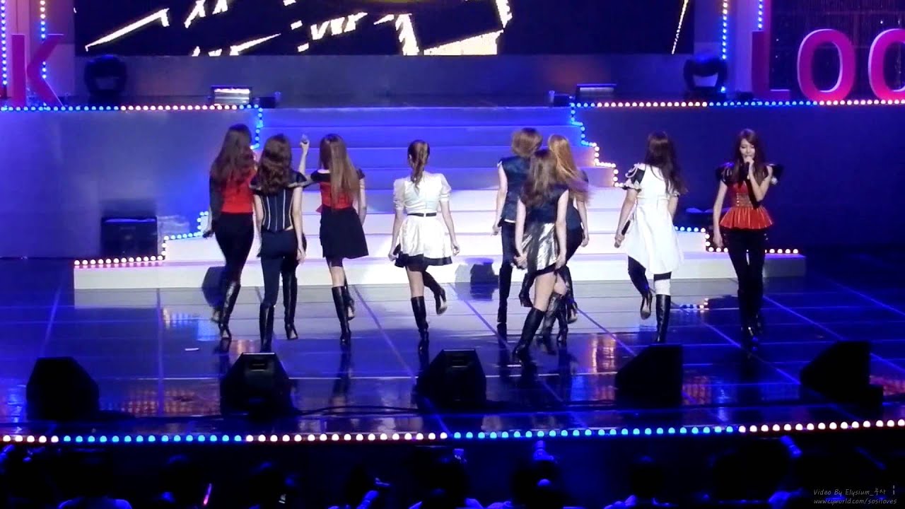 120901 다이어트 룩 콘서트 소녀시대 - Mr.Taxi