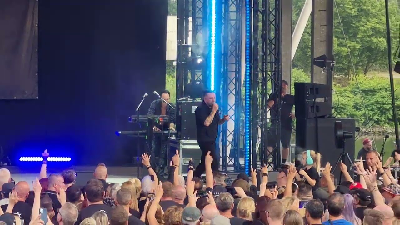Apoptygma Berzerk - Kathy's Song live@Amphitheater Gelsenkirchen 30.07.2022