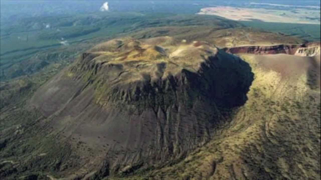 Trip up Mount Tarawera