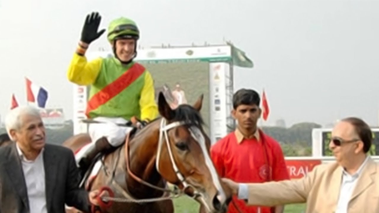 Breaking all Records Jacqueline with Richard Hughes up The Indian 1000 Guineas 2009