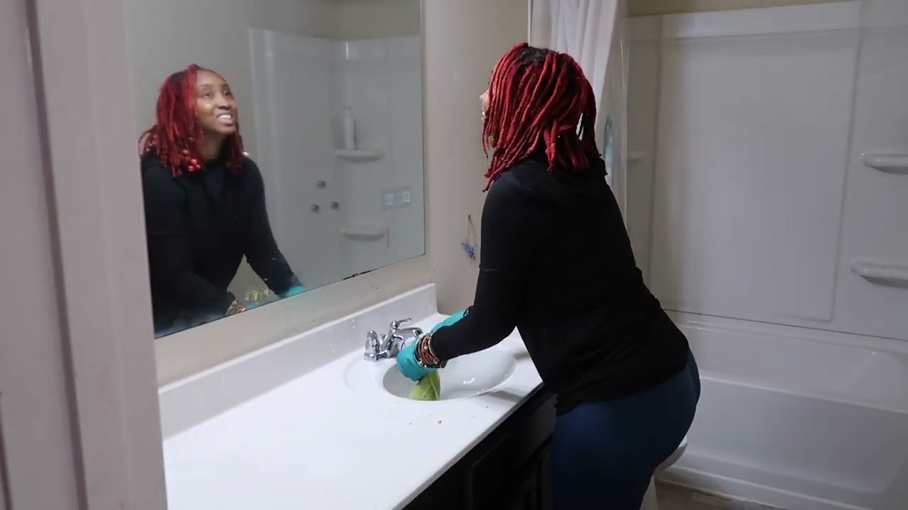 Cleaning The Chaos| Bathroom Cleaning