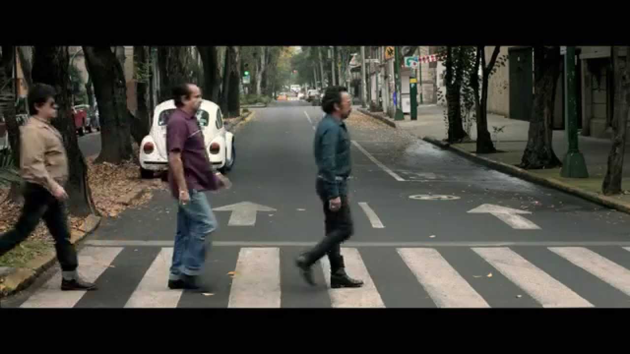 EDDIE REYNOLDS Y LOS &Aacute;NGELES DE ACERO - TRAILER