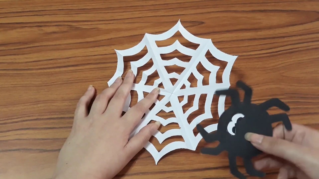 🕸🕷 FACIL Y RAPIDO TELARAÑA DE PAPEL 🕸🕷  // EASY PAPER SPIDER WEB // DIY // HALLOWEEN  🕸🕷