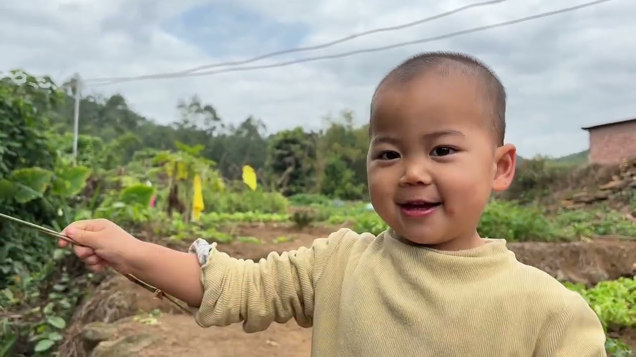 广西夫妻带4个孩子的田园生活【一帆妈妈】