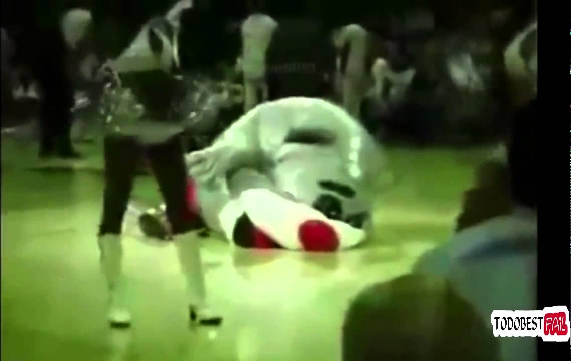 Best FailWin Compilation APRIL 2014 Epic Fails   Wins