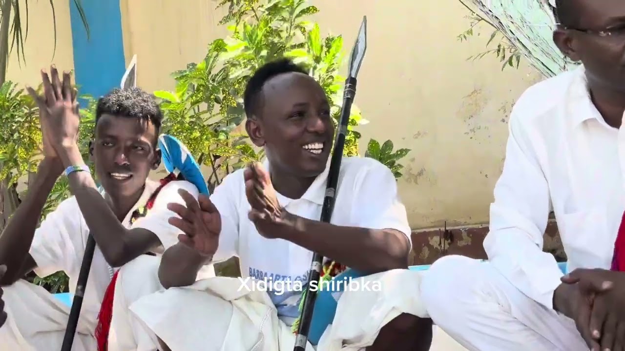 Shimee kuugu danbeysay ciyaar taan