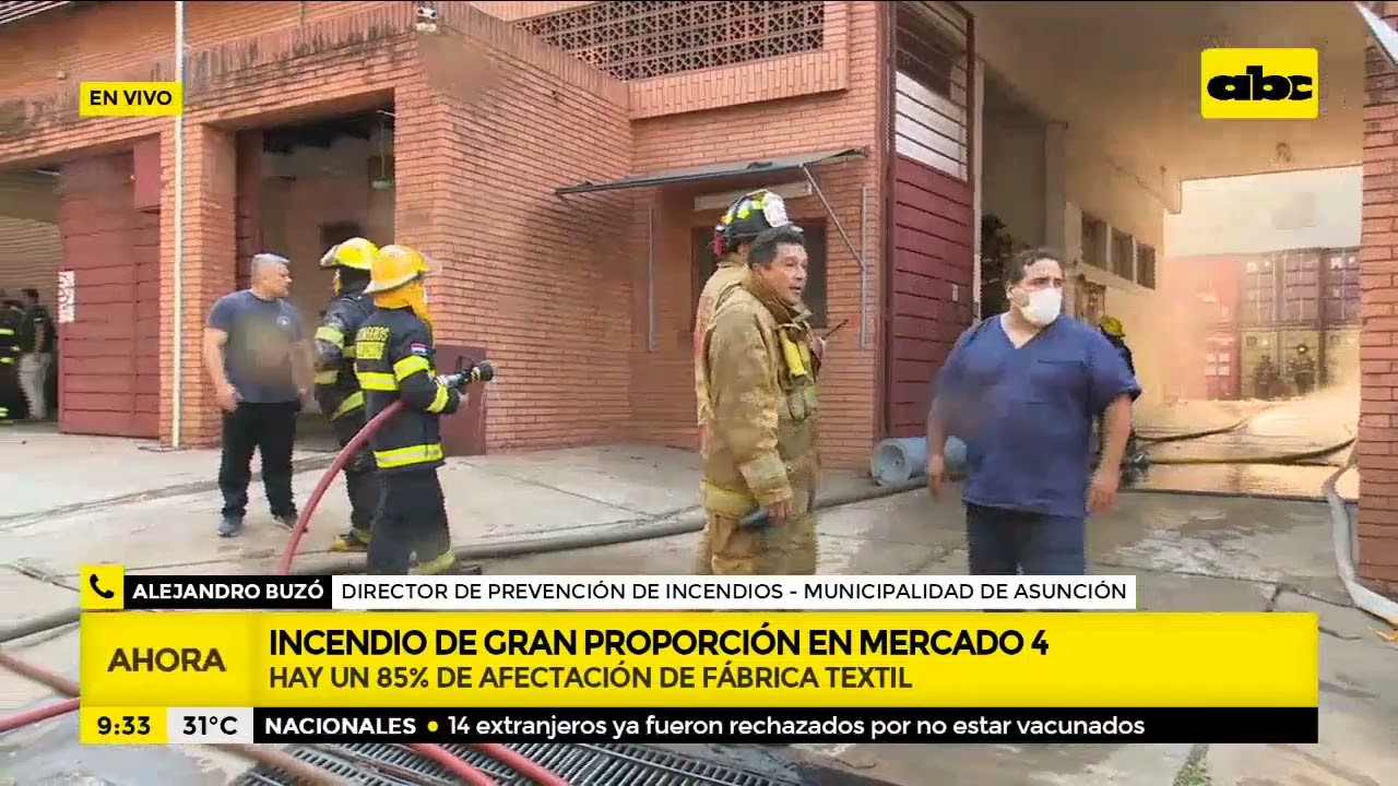 Incendio de gran proporción en fábrica textil del Mercado 4
