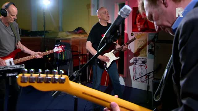 Spasmodique - The River Doesn't Know - Live uit Lloyd