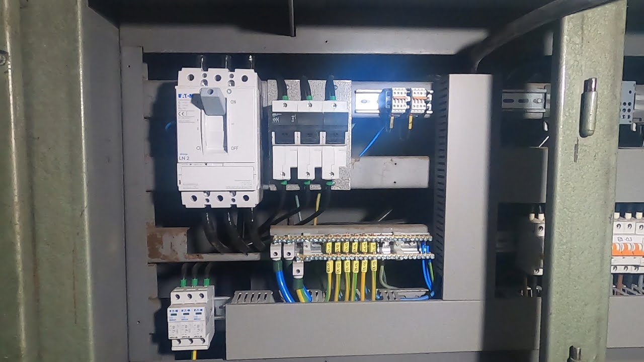 Elektrická instalace - Zapojení rozvaděče 7. (trochu do průmyslu)