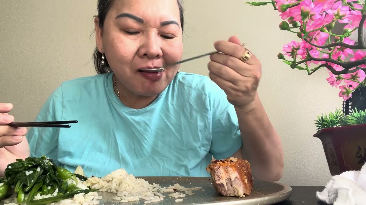 Ăn một mâm cơm với thịt heo quay cải xào ngon hết sức 🌾🥣🔥🌶️