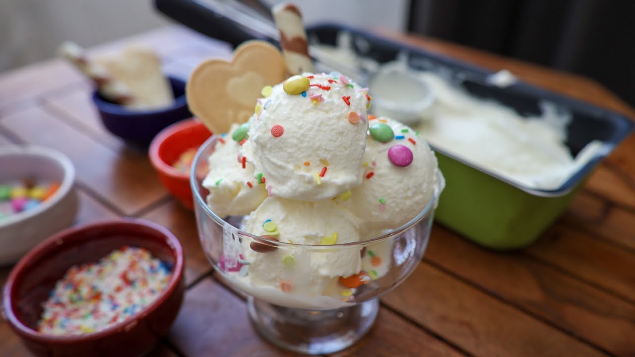 Joghurt Eis mit nur 3 Zutaten für Kinder & Erwachsene in 3h fertig