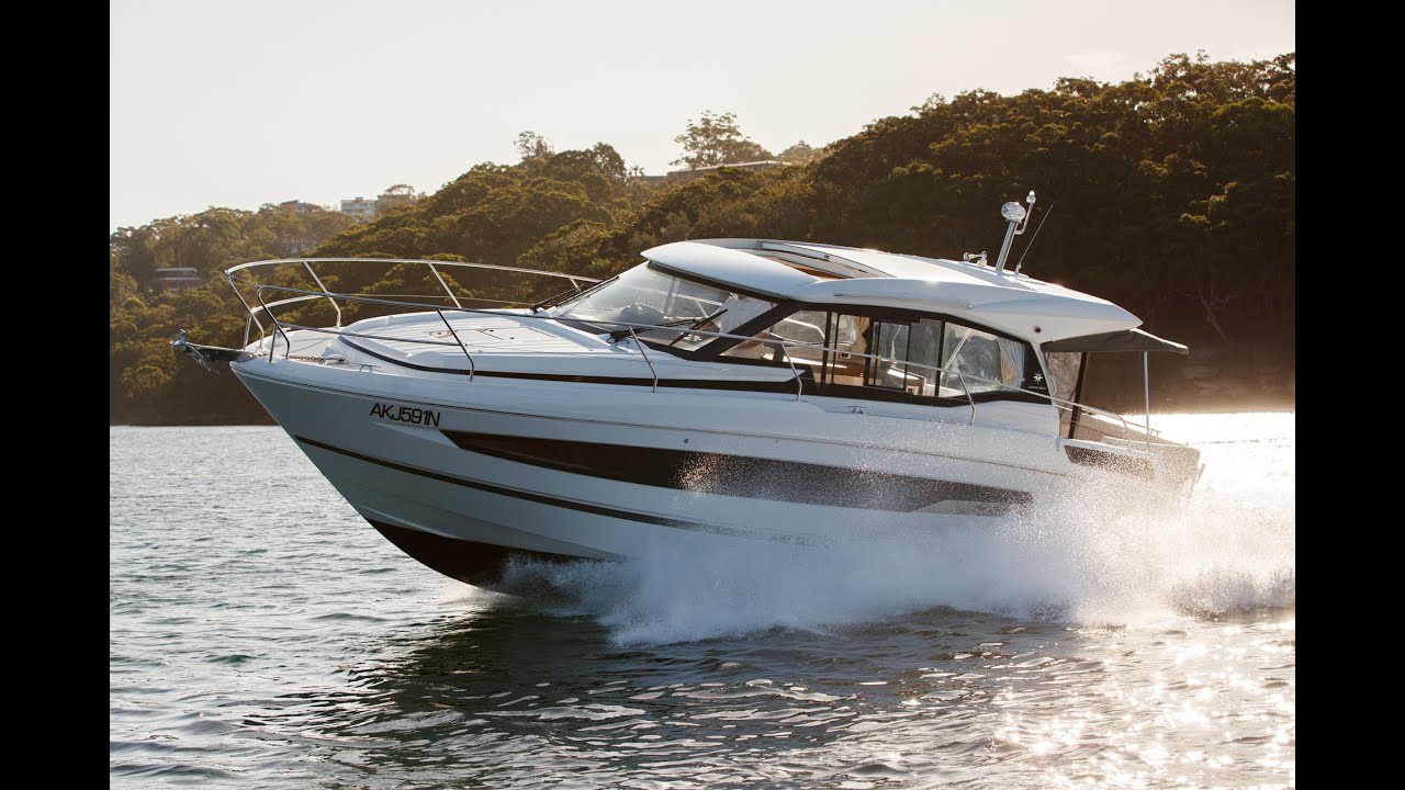 Jeanneau NC37 Boat Test