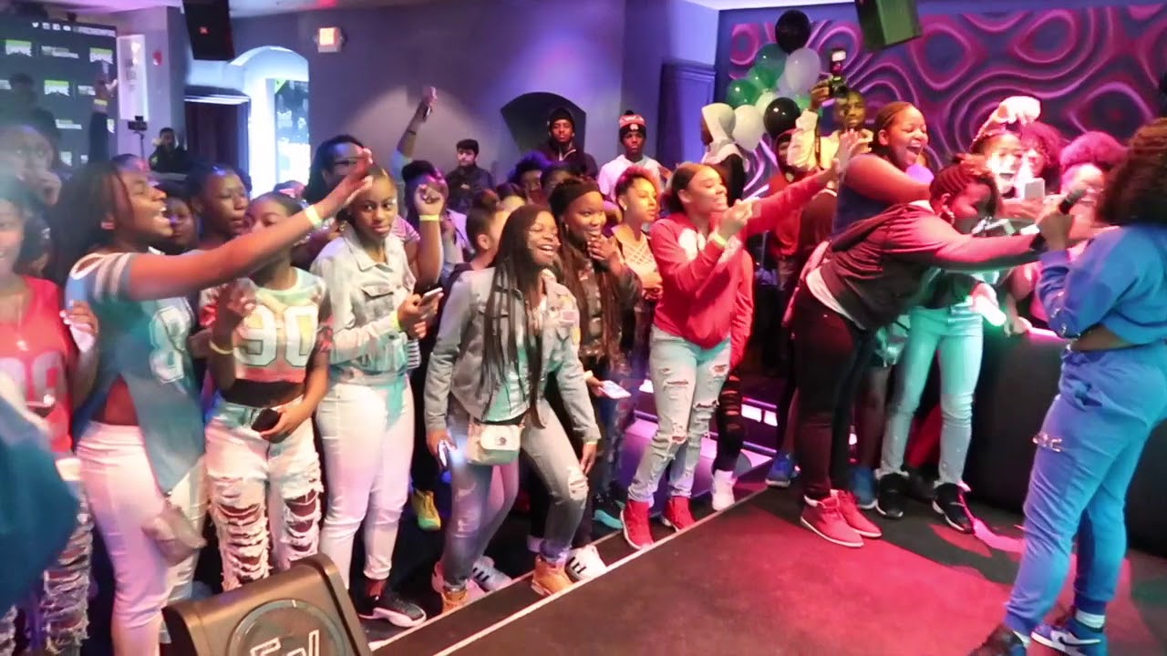 WE PRANKED OUR FANS AT OUR SHOW