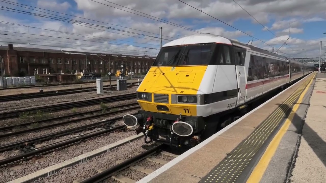 3 LNER INTERCITY 225 sets and more at Doncaster Station on Saturday 30/08/25 in Full 4K Ultra HD!
