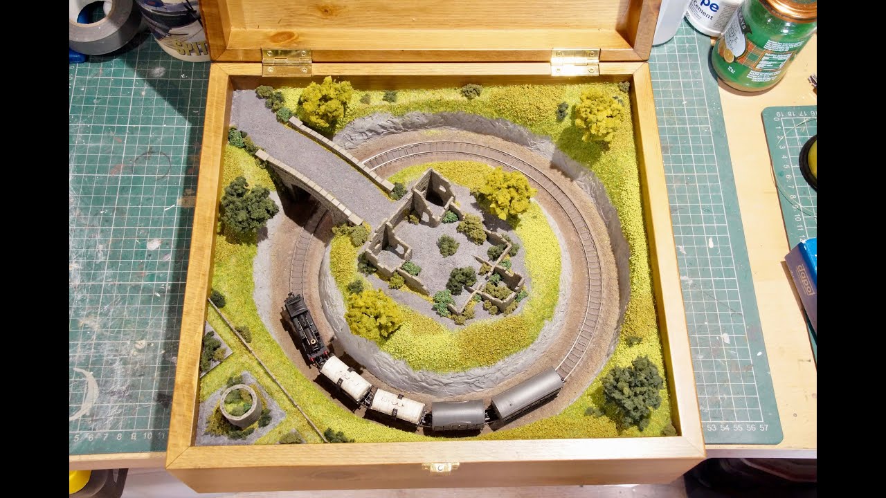 Building a micro N gauge layout in a box.  An experiment in time and cost  Part 5.....Final result!