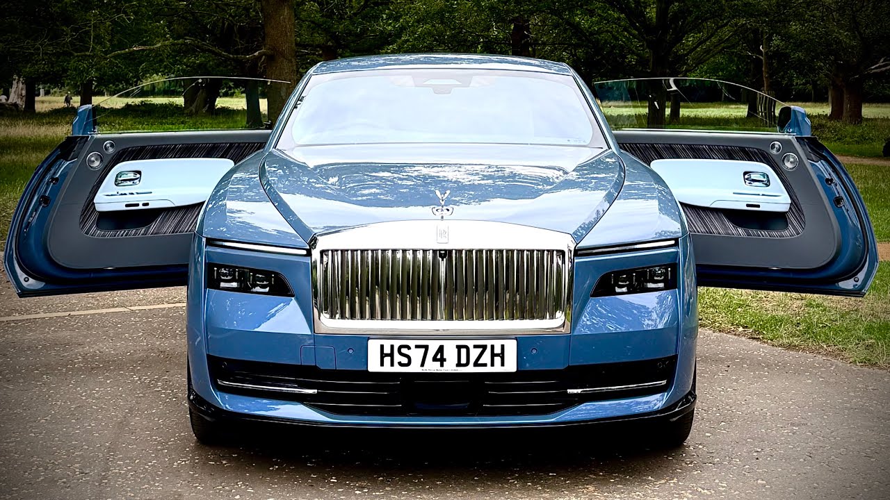 New Rolls-Royce Spectre Video Review!