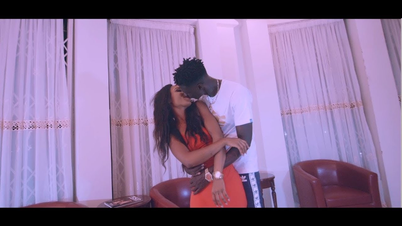 Slim Souljah, TeePhlow, Akuapem Poloo #AYEKOO [Official Video]