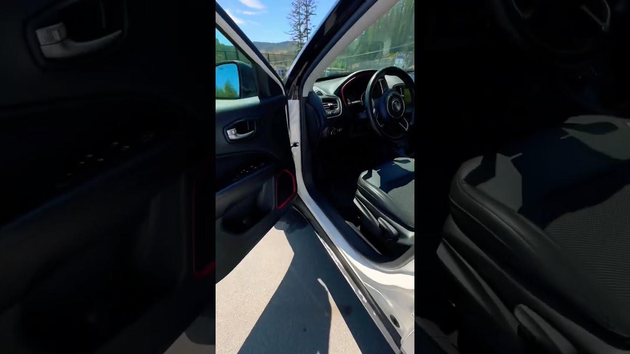 Раскрываем секреты Jeep Compass: забавные пасхалки, о которых вы даже не догадывались!