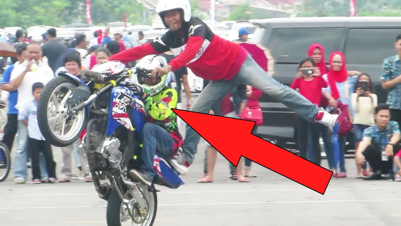 Atraksi Motor Keren Jogja Indonesia (Freestyle RX KING, SUZUKI FXR150, HONDA VARIO, JUPITER Z)