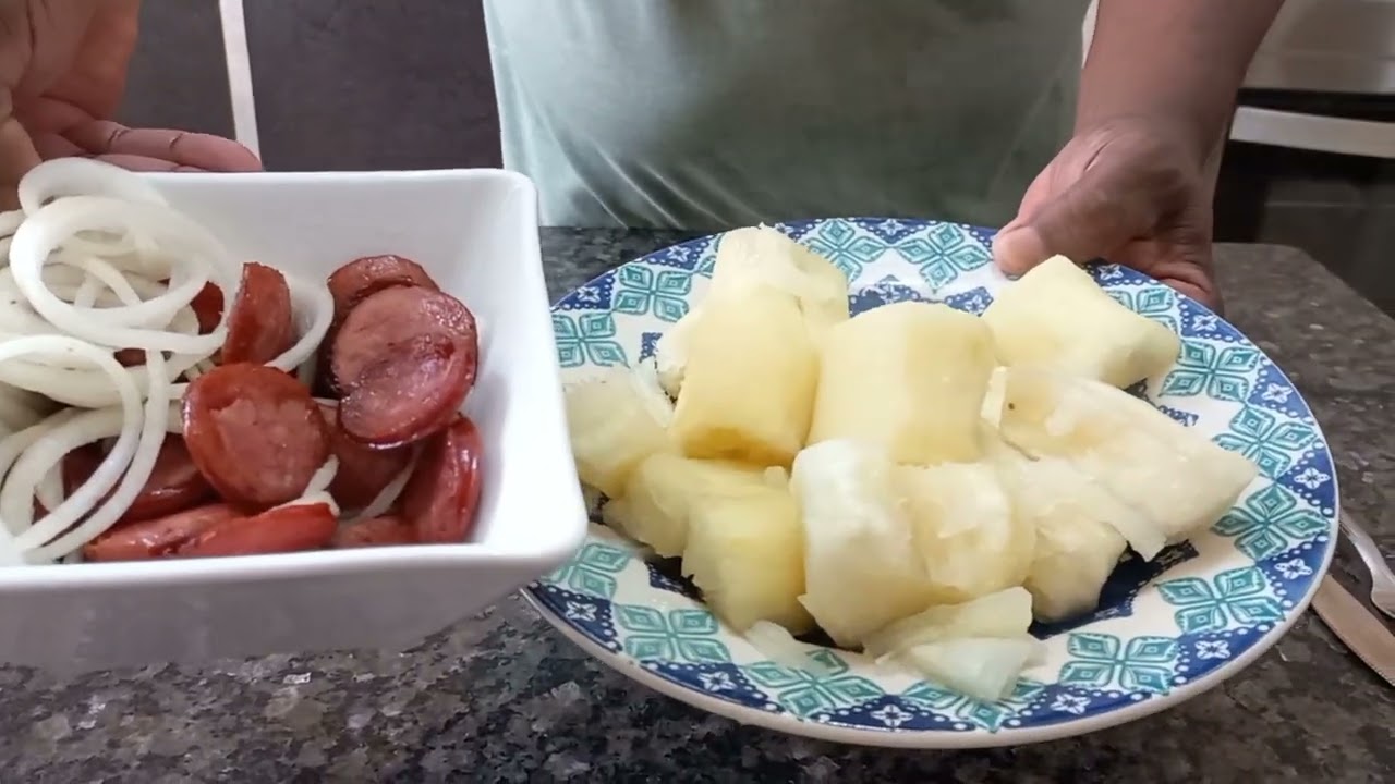 Como Fazer Aipim Cozido Com Calabresa Frita