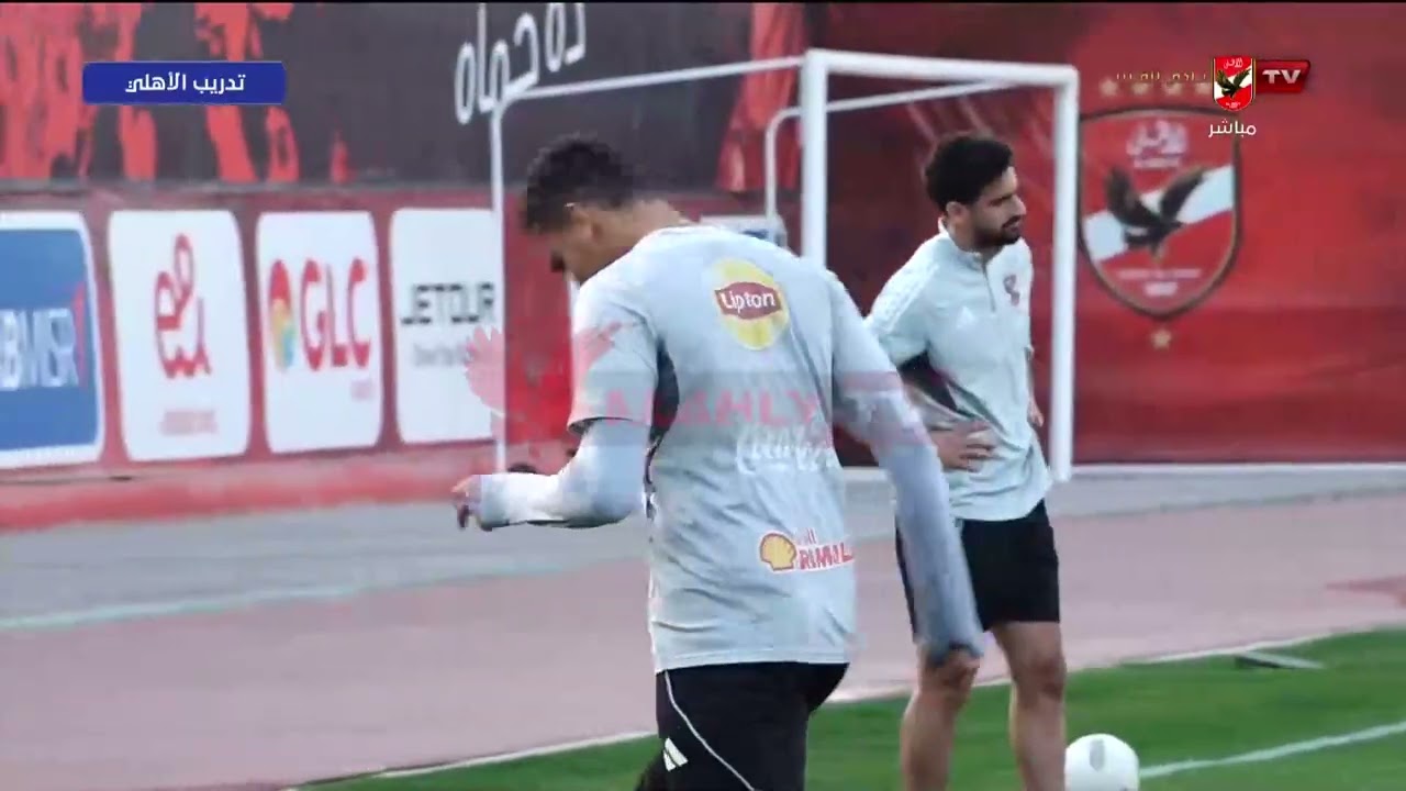 كريم أحمد ينقل لنا الأجواء من مقر الأهلي بالجزيرة وكواليس أخر مران للفريق قبل مواجهة الإسماعيلي
