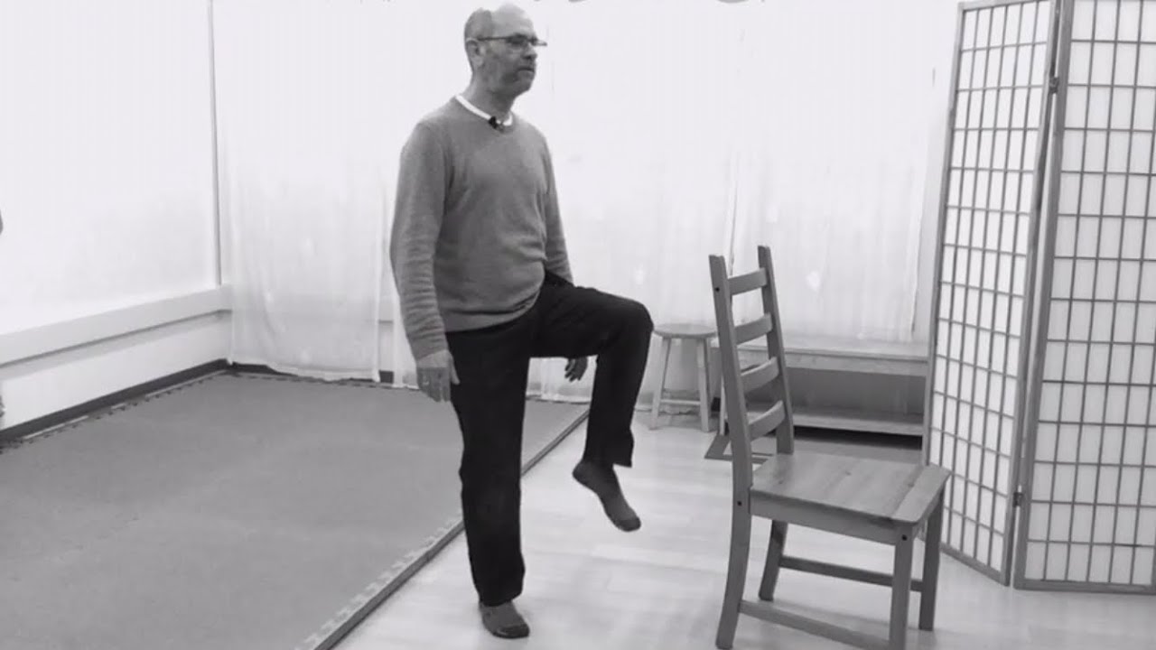 Feldenkrais lesson: Introduction to Walking & Standing Part 3 - On One Leg