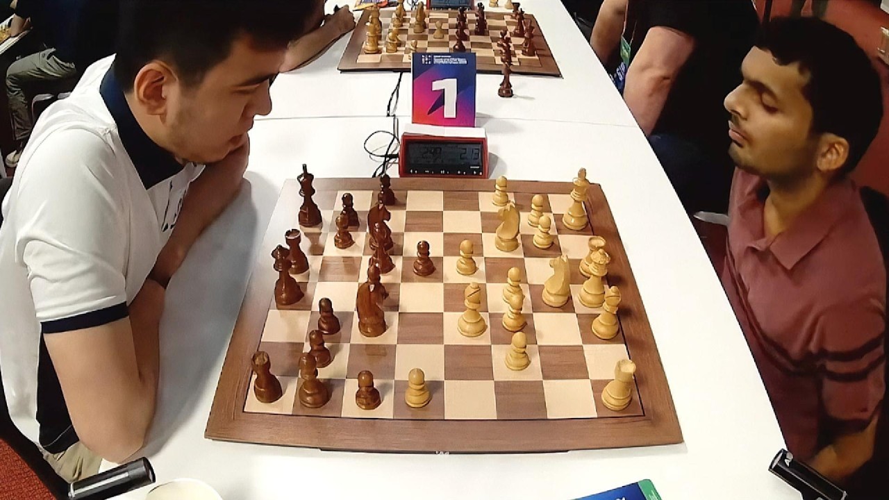 Nihal Sarin vs. Nodirbek Abdusattorov /  World Blitz Team 2025  QUARTERFINALS - clinical performance