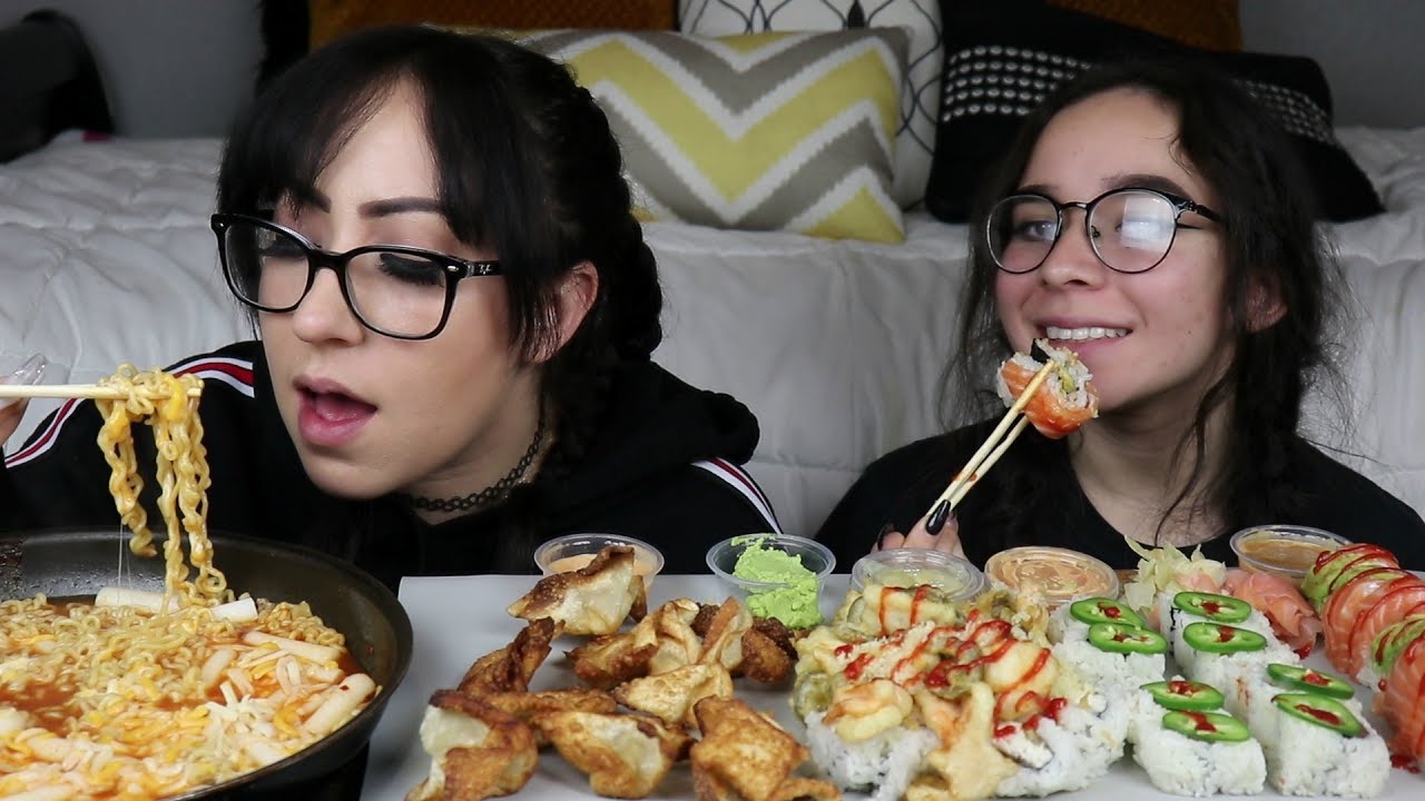 SUSHI AND SPICY RICE CAKES MUKBANG | EATING SHOW