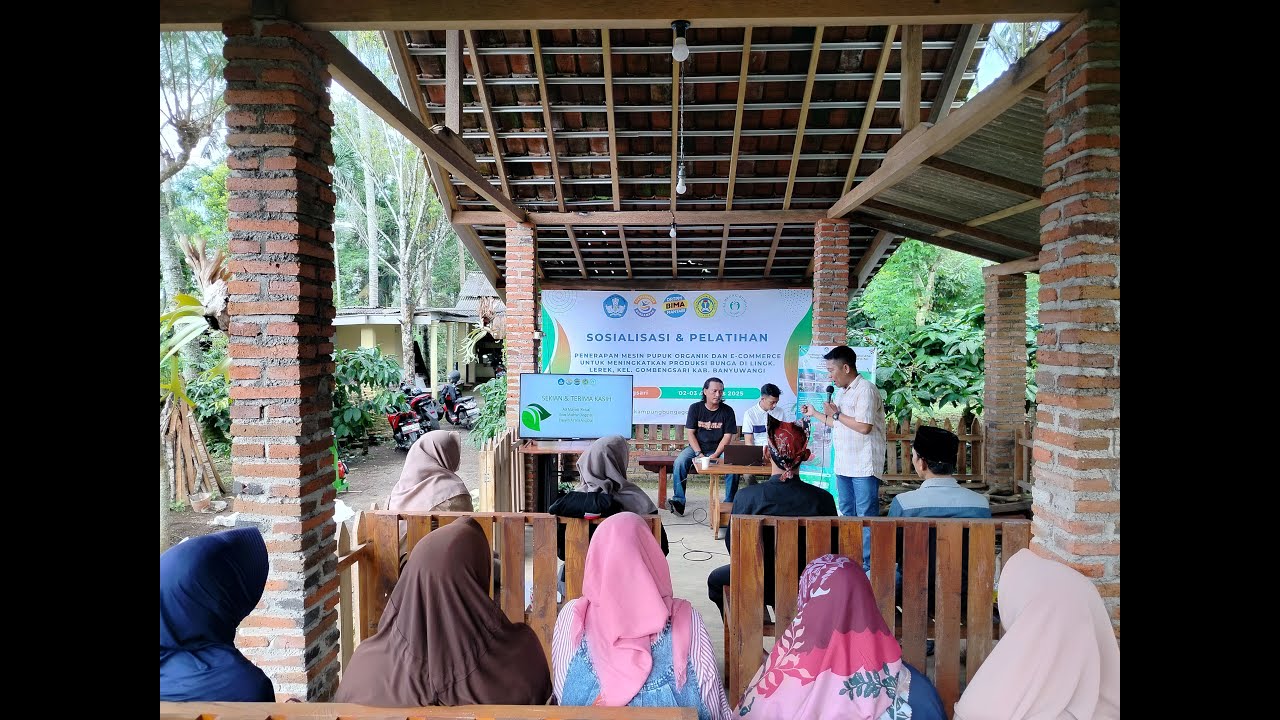 Penerapan Teknologi Mesin Pupuk Organik dan E-Commerce Bagi Kampung Bunga Gombengsari