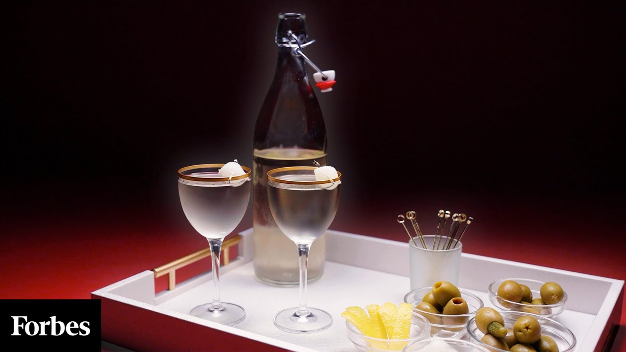 The Best Batched Martini: Step By Step Guide To The Perfect 'Freezer Door' Cocktail