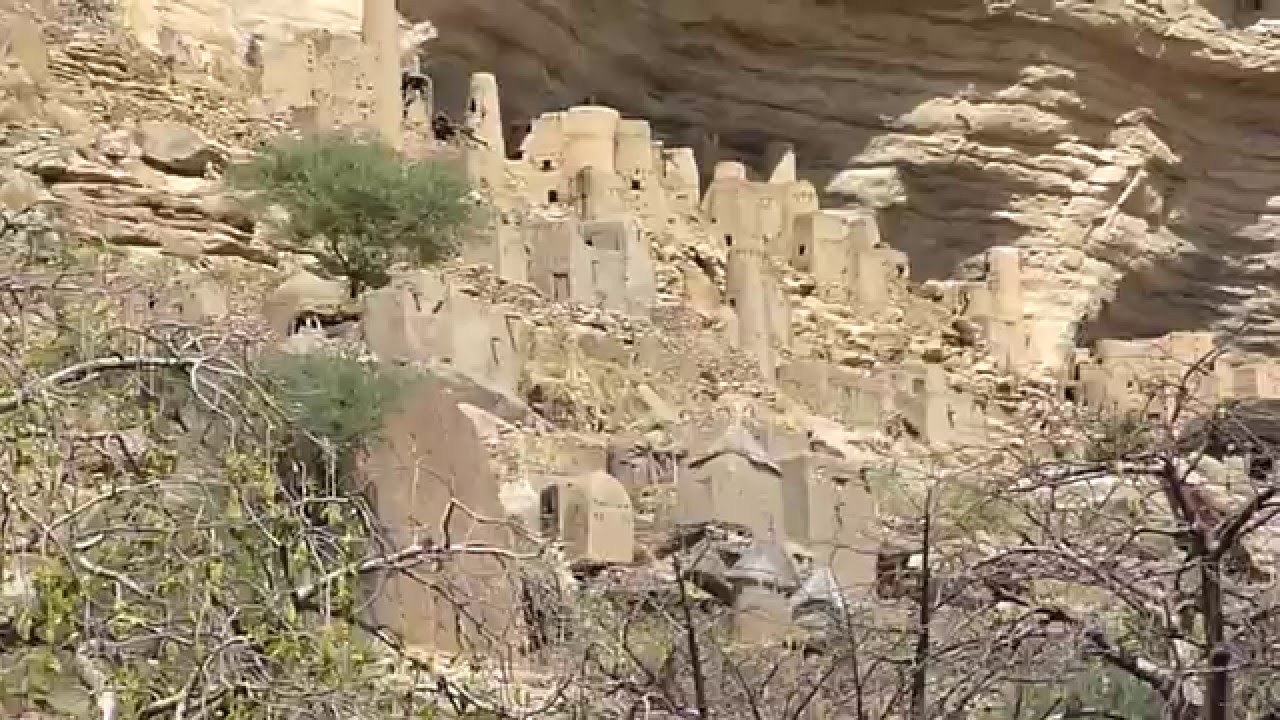 Africa / Mali /2010/Tribe Dogon / Plemię  Dogon&oacute;w /Falaise   de  Bandiagara....