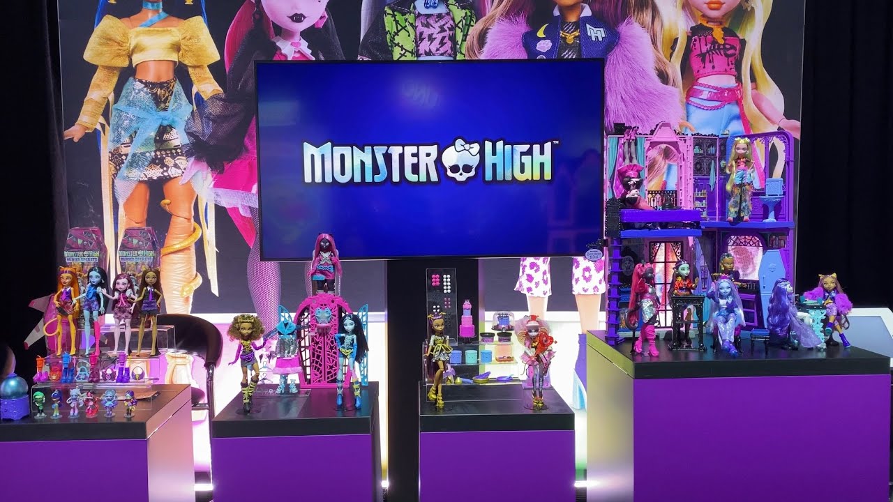 Новые Monster High и Барби на Ярмарке игрушек 2025! (Я УЖАСНЫЙ инфлюенсер в мире кукол!)