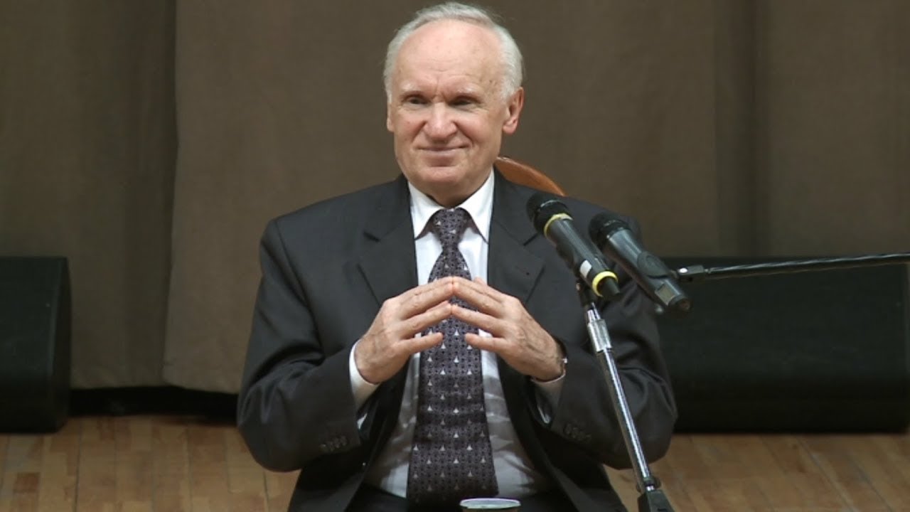 А.И.Осипов.Приходить не к началу литургии, а к началу чтения часов надо.