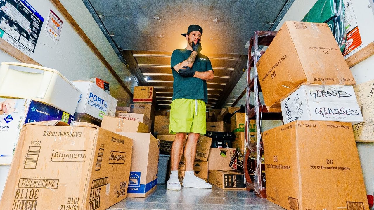 TEM MUITA CAIXA DO STORAGE NO CAMINHÃO  ‹ EduKof ›
