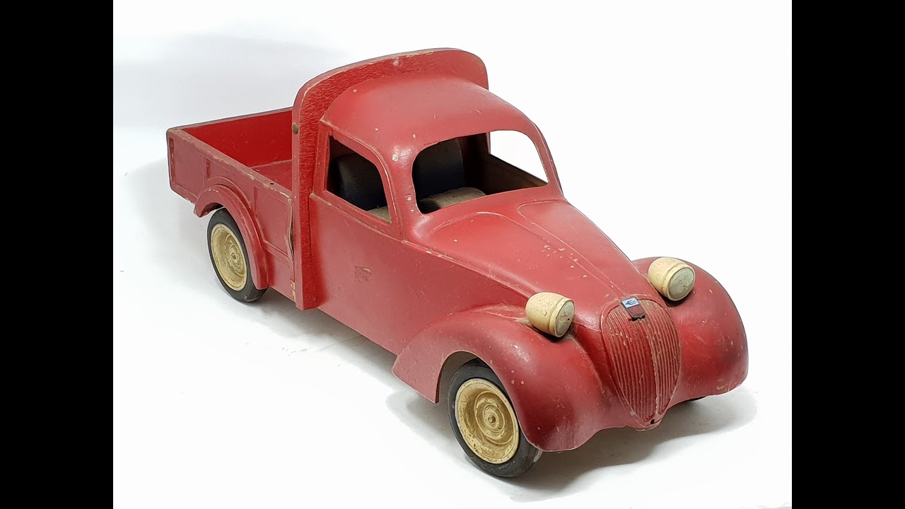 Vente de Dinky Toys et jouets anciens - 3 décembre 2020