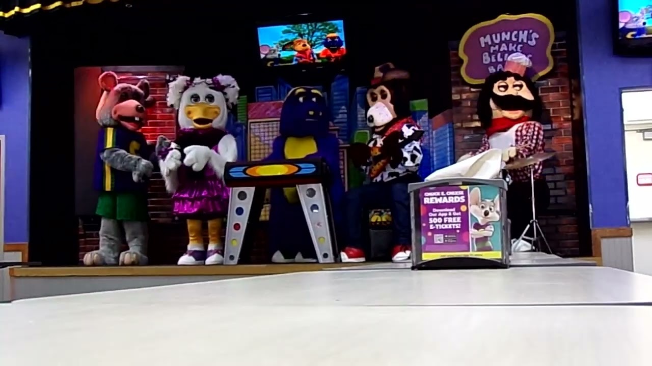North Dartmouth Chuck E. Cheese Summer of fun show with fire alarm at end