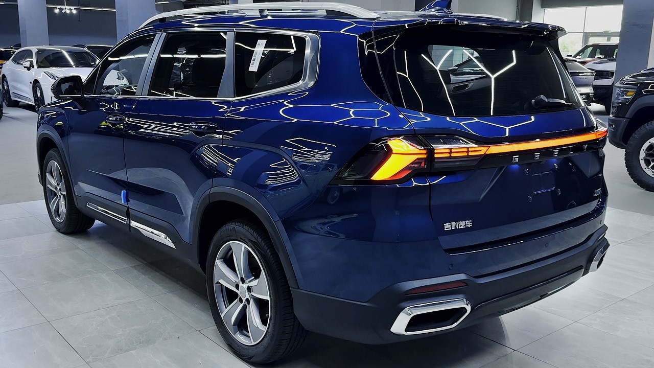 Geely Okavango L 2024 - семиместный кроссовер