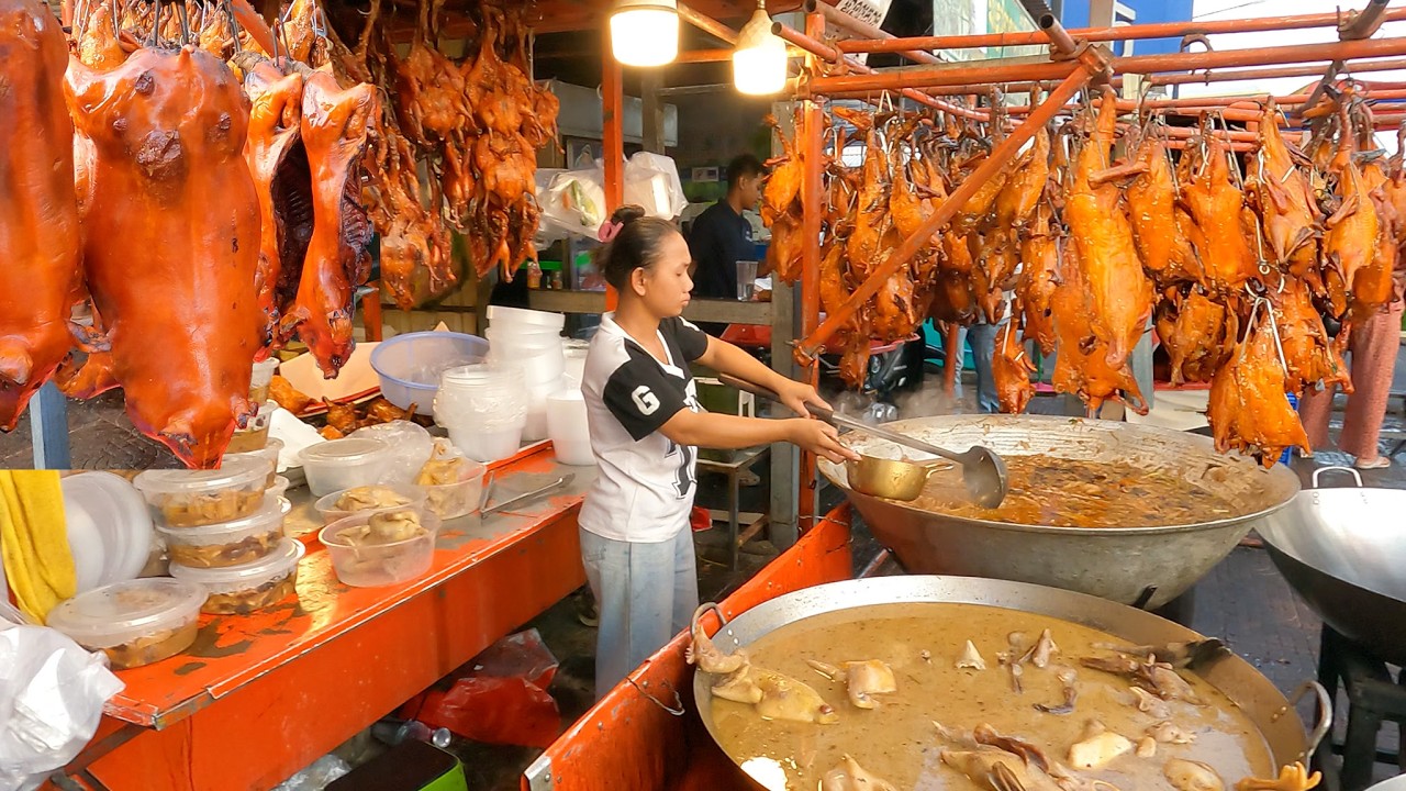 Phnom Penh Street Food Tour – Chinese New Year 2026’s Busiest Day at Chhouk Meas Market