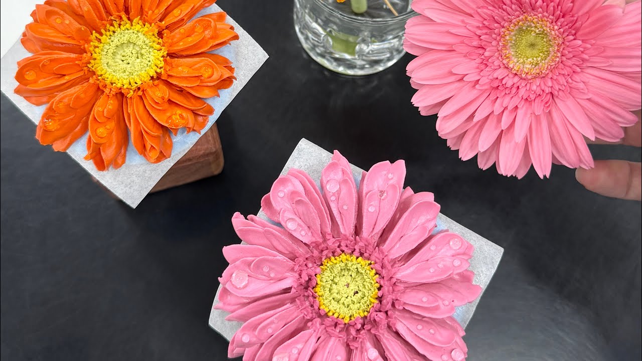 Make a daisy flower out of cream / #caketv #pipingflowers 