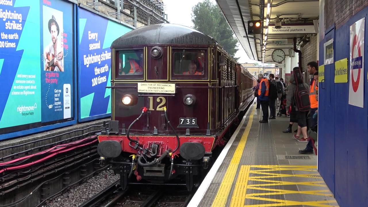 Metropolitan Railway Electric Locomotive No.12 'Sarah Siddons' departing Harrow-on-the-Hill
