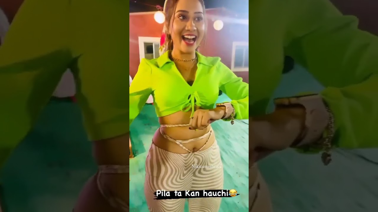 Nikita Mishra hot dance#ytshorts #viral insta #trending 😘😘😘