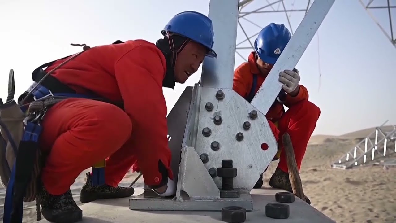 Энергия алкасы Шинжаңдын түштүгүнүн өнүгүүсүнө тирек болду // Жуңго Шинжаң радио теле станциясы
