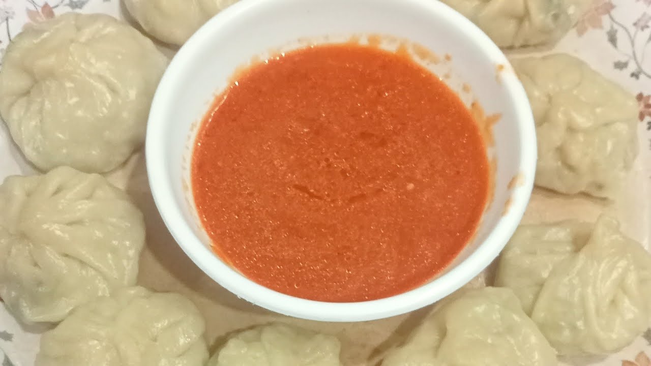Sweet corn momos 🌽 with spicy chutney 🔥